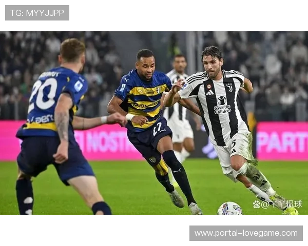 保级区六队陷混战，帕尔马绝杀让保级形势更趋复杂。